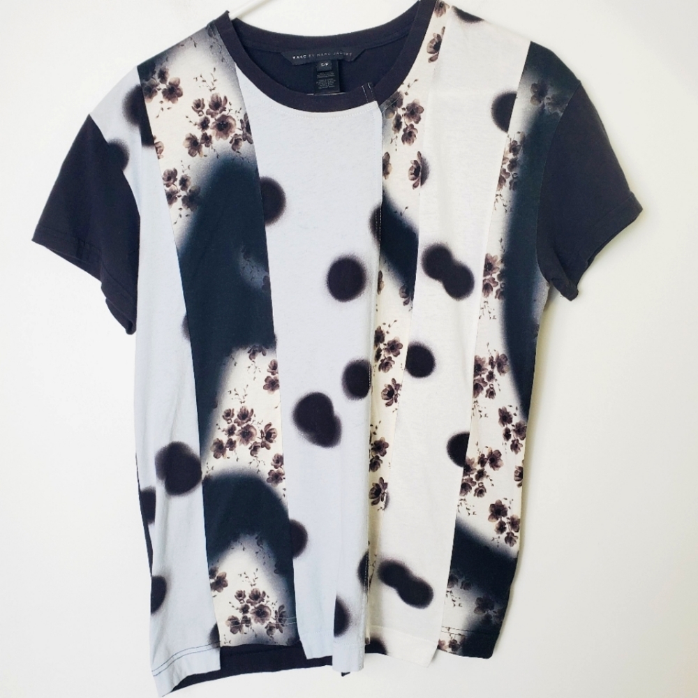 Marc by Marc Jacobs Asymmetrical T-shirt